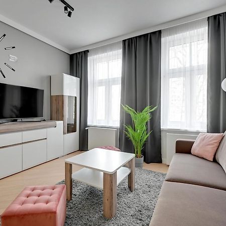 Royal Rose - Premium Beach Apartment Sopot Bagian luar foto
